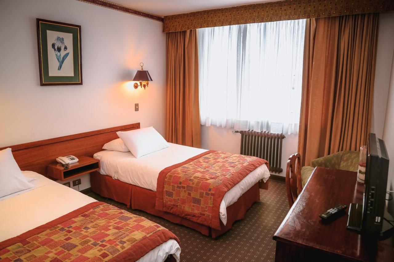Hotel Los Navegantes Punta Arenas Bagian luar foto