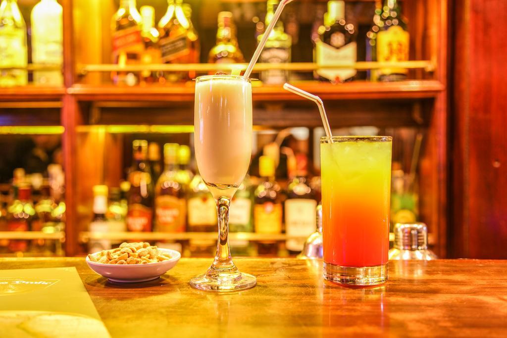 Hotel Los Navegantes Punta Arenas Bagian luar foto