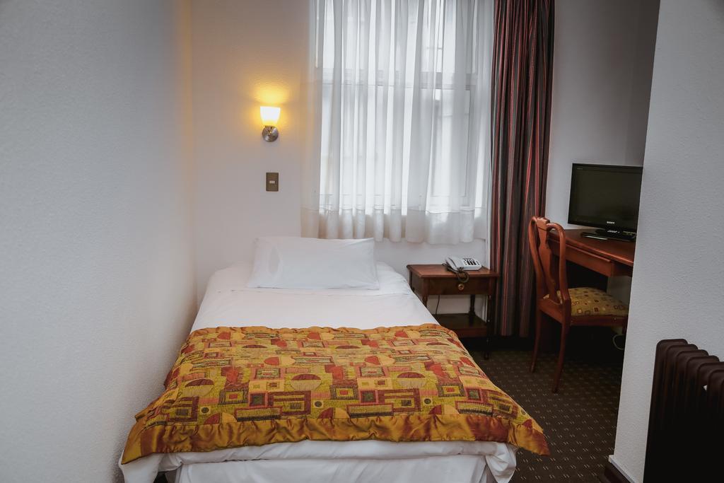 Hotel Los Navegantes Punta Arenas Bagian luar foto